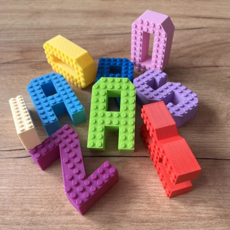 Standing Letters L in Block Style