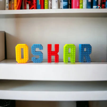 Standing Letters L in Block Style