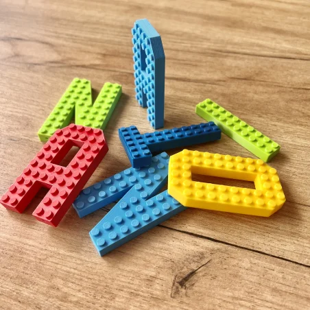 Literki na ścianę L w stylu klocków